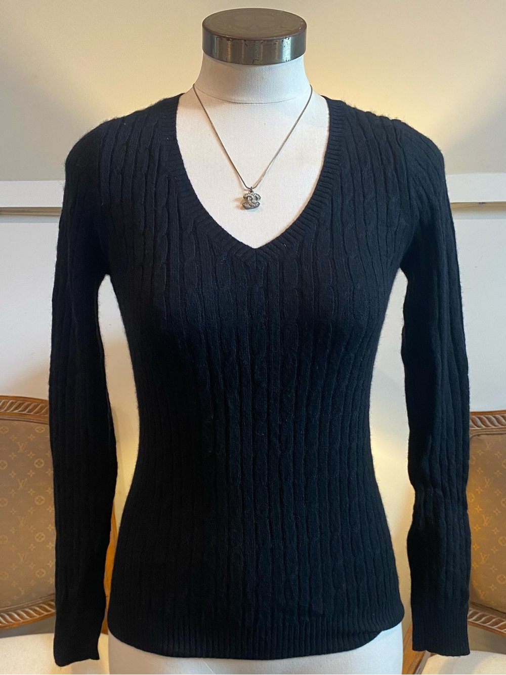 KIER + J Black V-Neck Cable Knit 100% Cashmere Sweater Size S